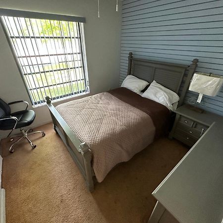 82-10Sw 135Av Villa ไมอามี ภายนอก รูปภาพ